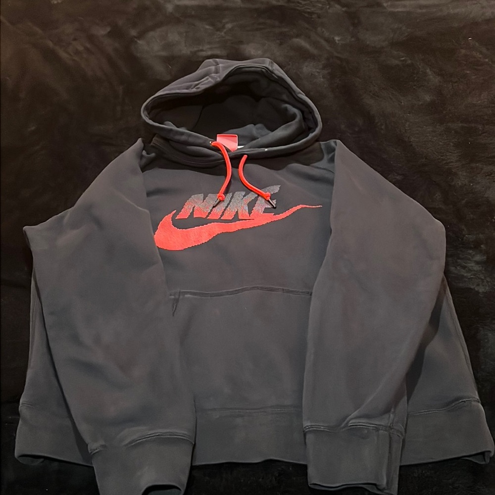Nike sweatshirt